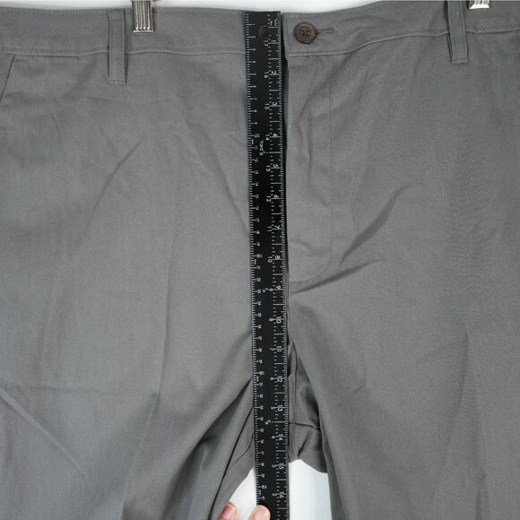 Magellan Outdoors Chino Pants Mens 42X30 Dark Gray Flat Front Heritage New - Picture 9 of 10
